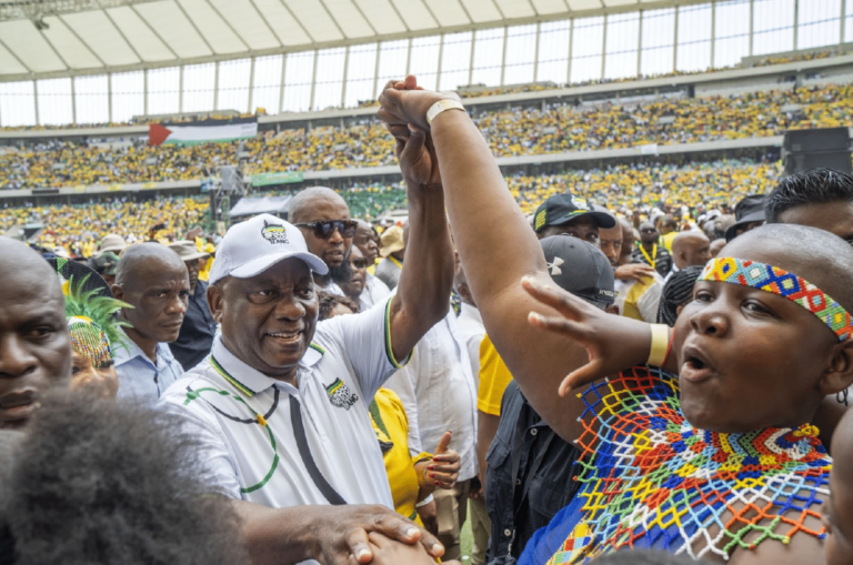 Lire la suite à propos de l’article Élections générales de 2024 : Quel avenir pour l’Afrique du Sud à l’aube d’élections périlleuses pour l’ANC ?